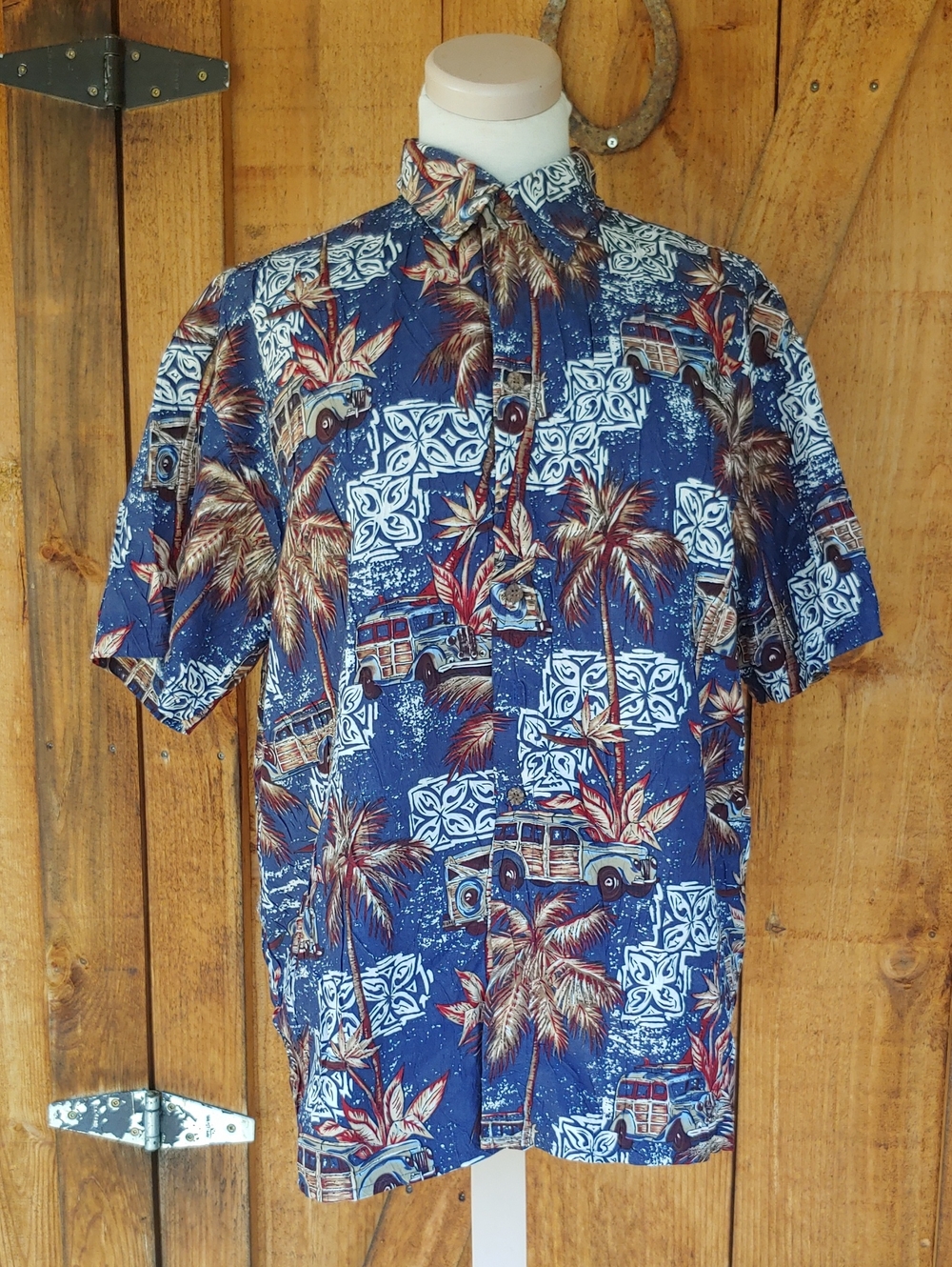 Point Zero Woody Wagon Hawaiian Print Button-Down Shirt